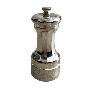 VINTAGE ELEGANCE Zinc Alloy Pepper Grinder Silver Pepper Grinder